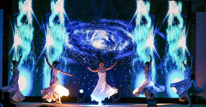 怎么規(guī)劃晚會(huì)策劃上的節(jié)目表演？